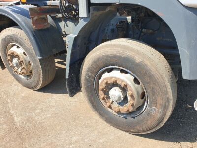 2001 DAF CF 85 340 8x4 Hook Loader - 8