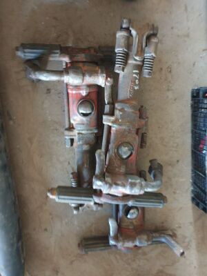 3x Pneumatic Breakers