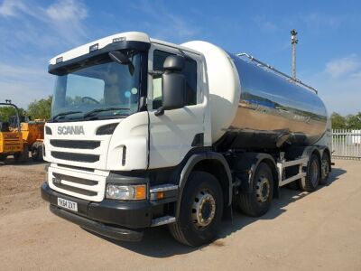 2014 Scania P370 8x4 Rear Lift, Rear Steer  - 2