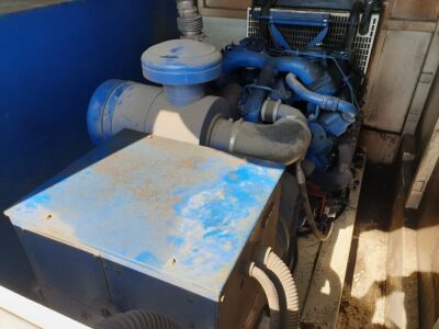 10x8 Self Contained Perkins V8 3 Phase Stamford 165 KVA Generator - 4