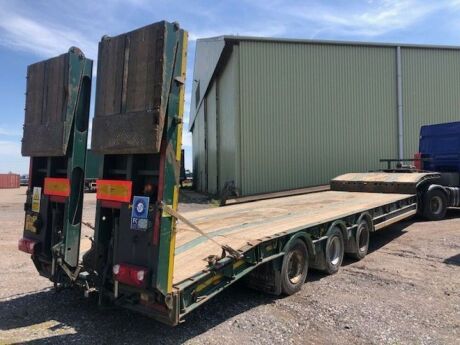 2017 King GTS44/3 Triaxle Low Loader