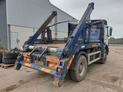 Mercedes Axor 4x2 Skiploader - 4