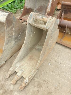 1.5ft Digging Bucket 65mm Pins