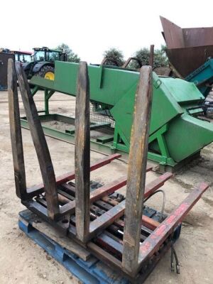 Hydraulic Fork Attachment