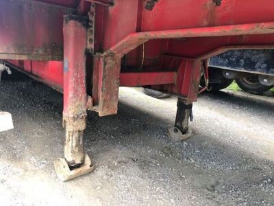 2004 SDC Triaxle Stepframe Flat Trailer  - 4