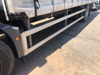 2014 MAN TGM 18 250 4x2 Curtainsider - 4