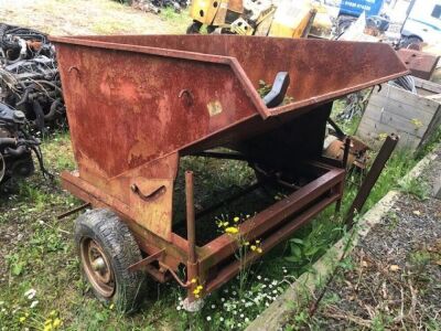 Tipping Skip on Single Axle Drawbar - 3