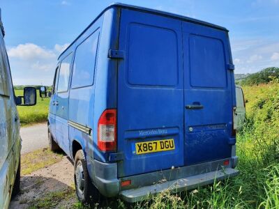 2000 Mercedes Sprinter Camper Van - 8