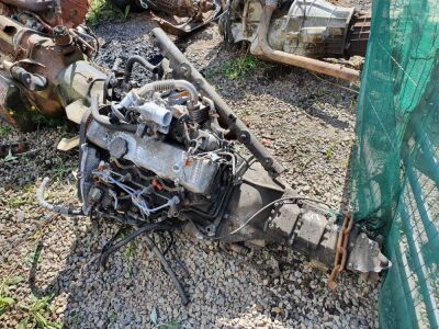 4 CYL Mitsubishi Diesel Engine & Gearbox - 3