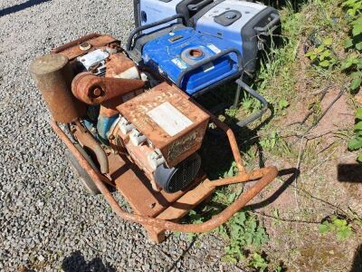 2x Portable Generators - 4