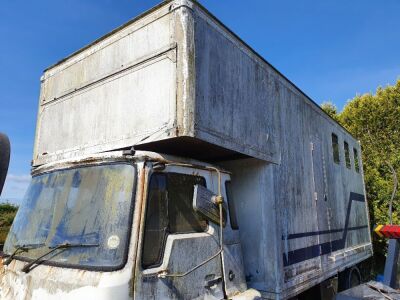 Bedford TL8-14 4x2 Horsebox - 3