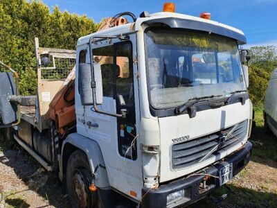 Volvo FL 220 4x2 Crane Flat