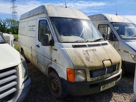 2001 Volkswagen LT Van 