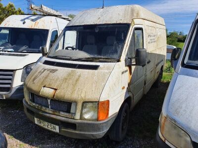 2001 Volkswagen LT Van  - 8