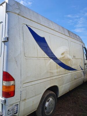 2000 Mercedes Sprinter 208 Van  - 6