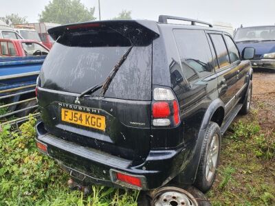 2005 Mitsubishi Warrior Car - 3