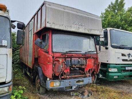 1985 Mercedes 814 4x2 Horsebox