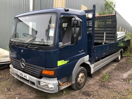 2004 Mercedes 815 4x2 Dropside Flat