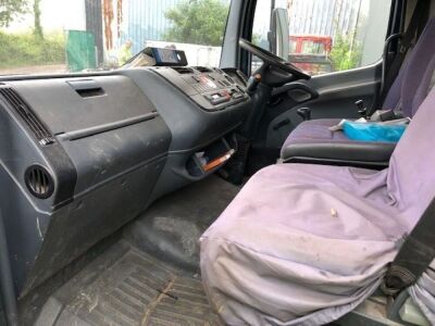 2004 Mercedes 815 4x2 Dropside Flat - 4