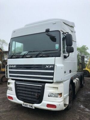 2008 DAF XF 105-460 6x2 Mid Lift Tractor Unit - 2