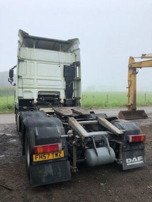 2008 DAF XF 105-460 6x2 Mid Lift Tractor Unit - 4