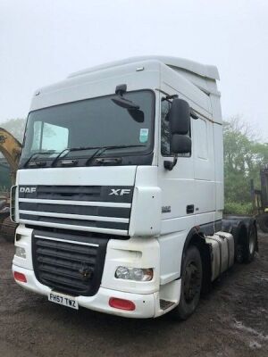 2008 DAF XF 105-460 6x2 Mid Lift Tractor Unit - 7