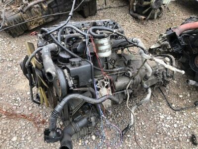 4cyl Mercedes Diesel Engine and Gearbox - 2