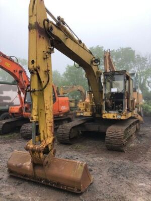 CAT 211 Excavator