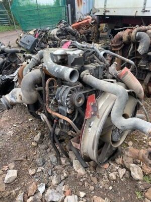 Renault 4CYL Diesel Engine & Gearbox - 2