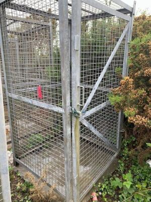 2x Gas Bottle Storage Cages - 4