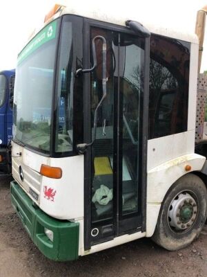 2005 Mercedes Econic 6x2 Rear Steer Chassis Cab - 3