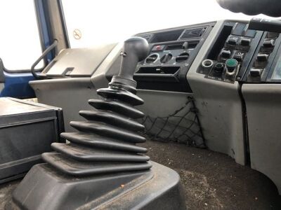 1994 Volvo FL 4x2 Chassis Cab - 10