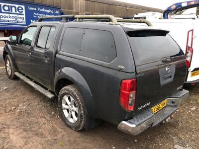 2009 NIssan Navara Double Cab Aventura - 3