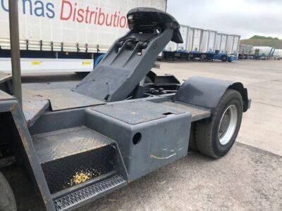 2004 Terberg YT180 4x2 Dock Spotter - 6