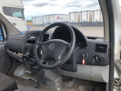 2008 Mercedes Sprinter 4x2 Dropside Pickup - 5