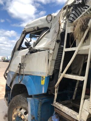 Accident Damaged 2016 Volvo FM460 8x4 Weightlifter Alloy Body Tipper - 7