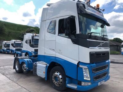 2016 Volvo FH540 6x2 Mini Mid Lift Tractor Unit