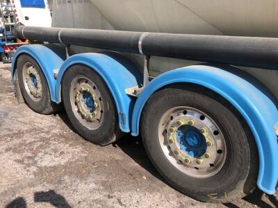 2014 Feldbinder Triaxle 36m³ 2 Pot Powder Tanker - 8