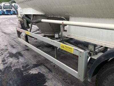 2014 Feldbinder Triaxle 36m³ 2 Pot Powder Tanker - 9