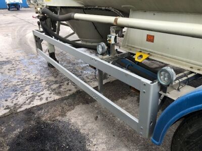 2013 Feldbinder Triaxle 36m³ 2 Pot Tanker Trailer - 11