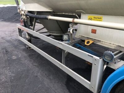 2013 Feldbinder Triaxle 36m³ 2 Pot Powder Tanker - 12