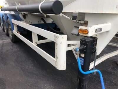 2013 Spitzer Triaxle 37m³ 2 Pot Tanker Trailer - 8