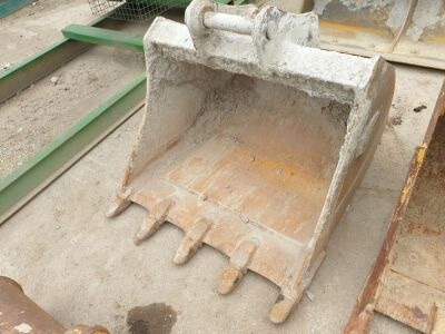 4ft Digging Bucket 65mm Pins - 3