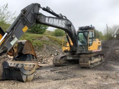 2013 Volvo EC220DL Excavator 