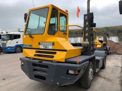 2004 Terberg YT180 4x2 Shunt Unit - 3