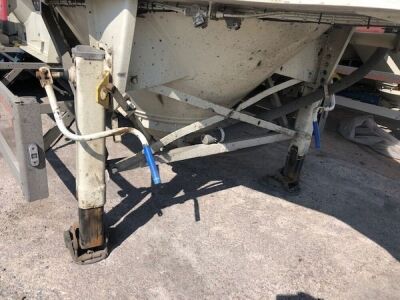 2011 Feldbinder Triaxle 43m³ 3 Pot Tanker Trailer - 8