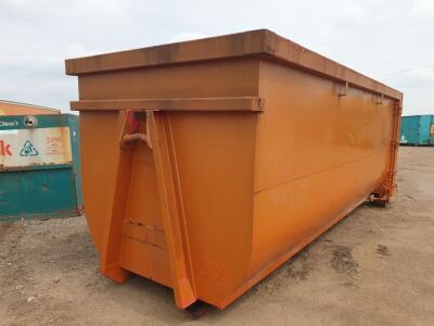 35yrd Enclosed Hook Bin 