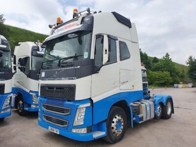 2016 Volvo FH540 6x2 Mini Mid Lift Tractor Unit