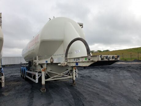 2014 Feldbinder Triaxle 40m³ Powder Tanker