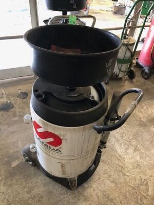 Portable Oil Drainer